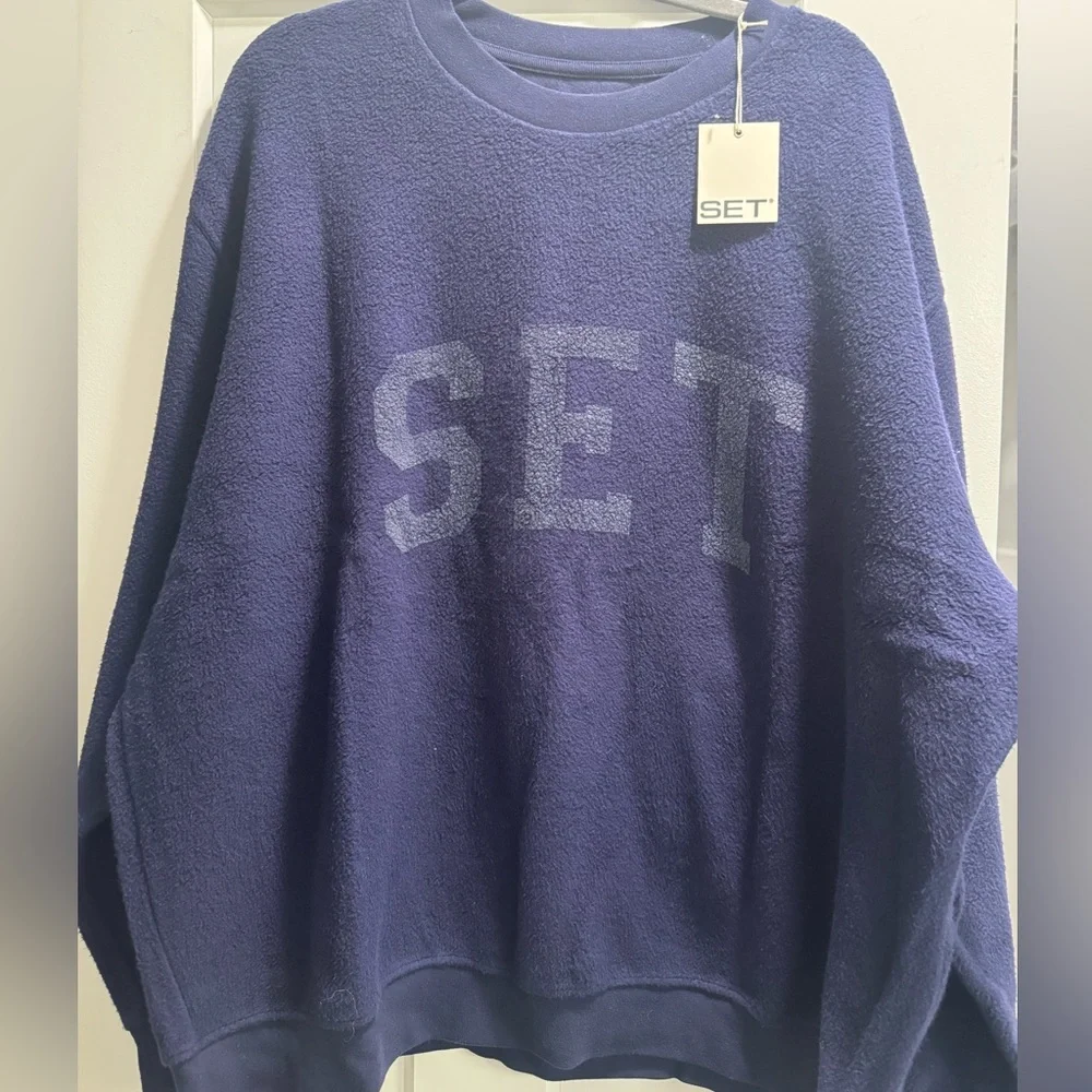 Set Active Crewneck - Picture 3 of 4